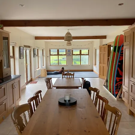 Guest house Winki Waves - Surf Lodge, Sauna And Surf School *